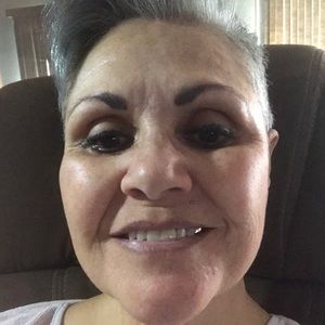 Meet your Posher, Debra